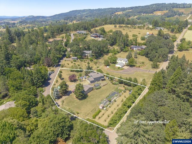 2813 NE Roberts Ln, Newberg, OR 97132