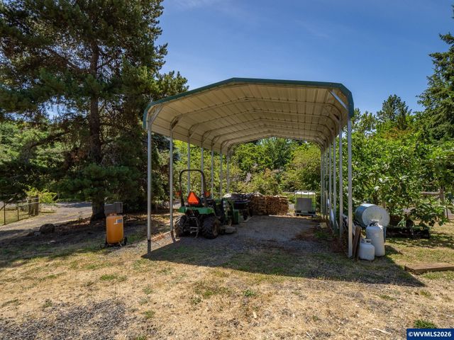 2813 NE Roberts Ln, Newberg, OR 97132