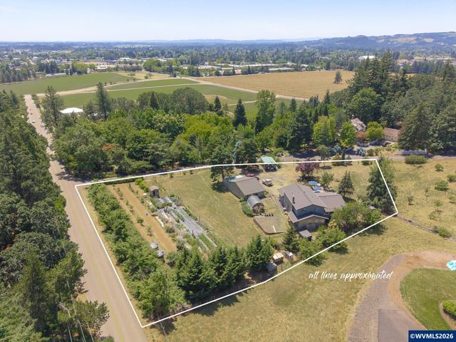 2813 NE Roberts Ln, Newberg, OR 97132