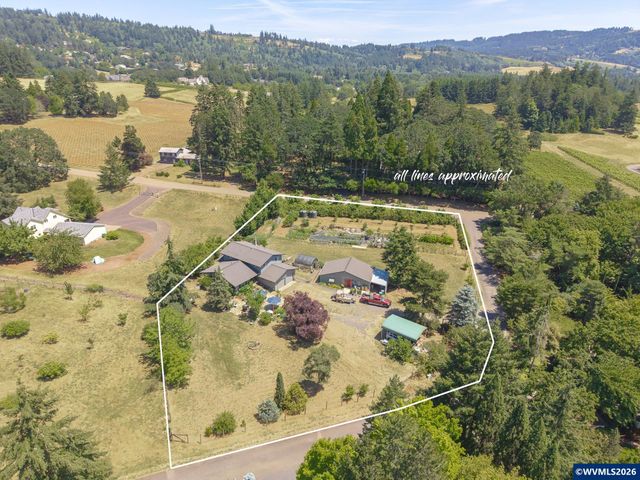 2813 NE Roberts Ln, Newberg, OR 97132