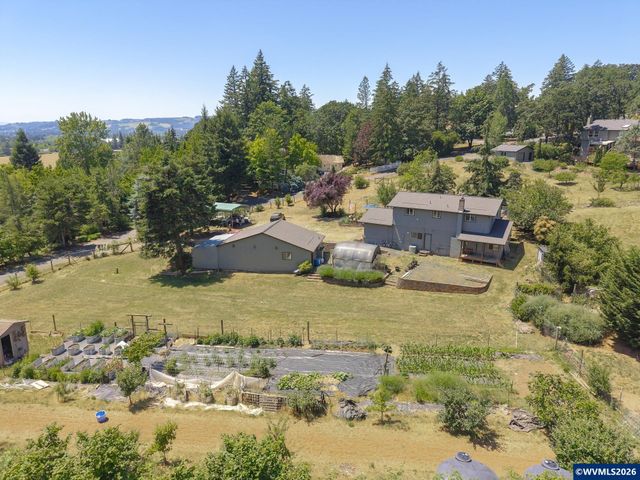 2813 NE Roberts Ln, Newberg, OR 97132