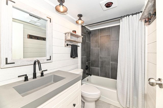 24908 Breezy Point ROAD, Wind Lake, WI 53185