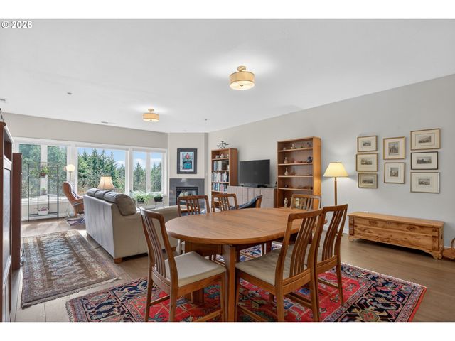 3054 Nw MONTARA Loop, Portland, OR 97229