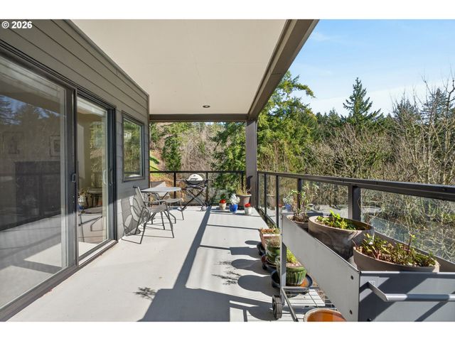 3054 Nw MONTARA Loop, Portland, OR 97229