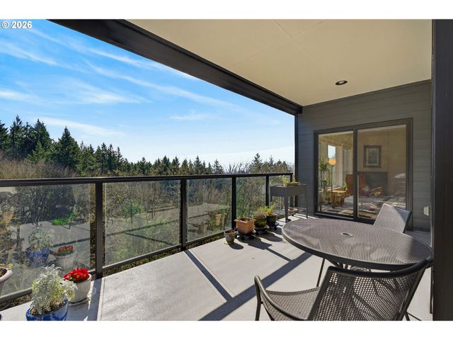 3054 Nw MONTARA Loop, Portland, OR 97229