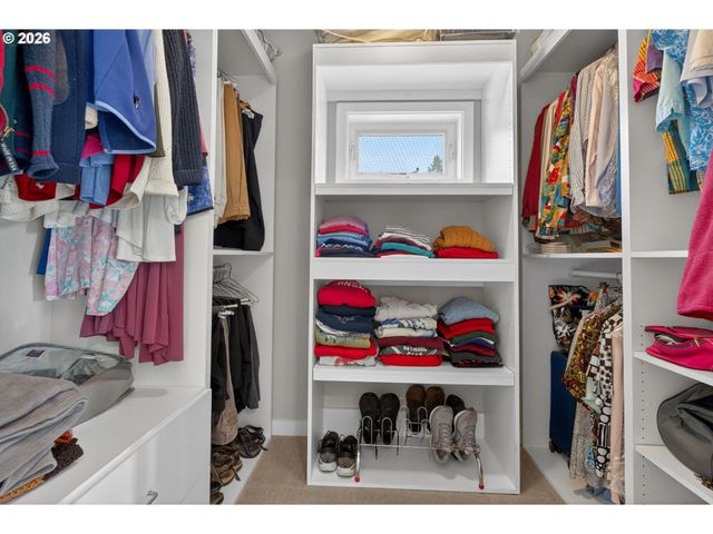 3054 Nw MONTARA Loop, Portland, OR 97229