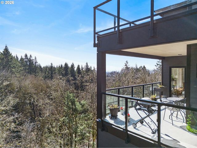 3054 Nw MONTARA Loop, Portland, OR 97229