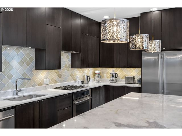 3054 Nw MONTARA Loop, Portland, OR 97229