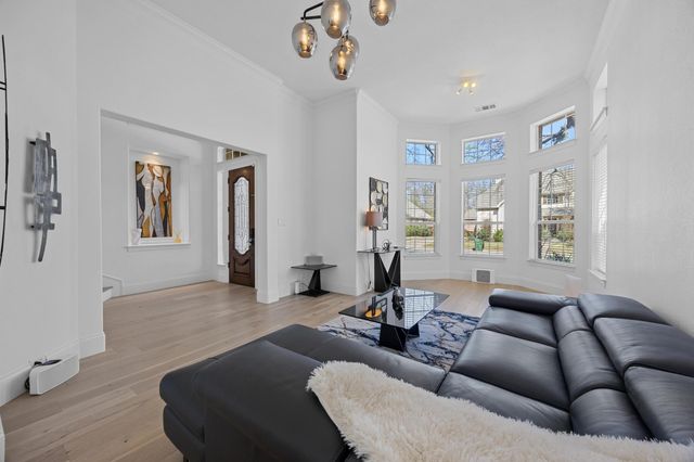 1409 Vibar CV, Round Rock, TX 78681