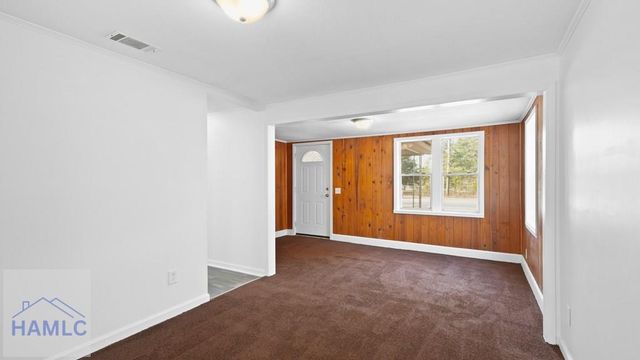 15 Paris Drive, Jesup, GA 31545