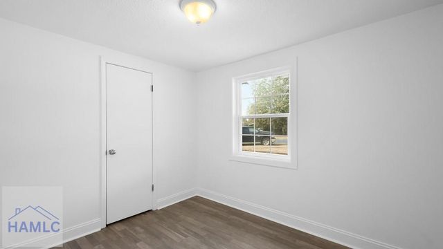 15 Paris Drive, Jesup, GA 31545