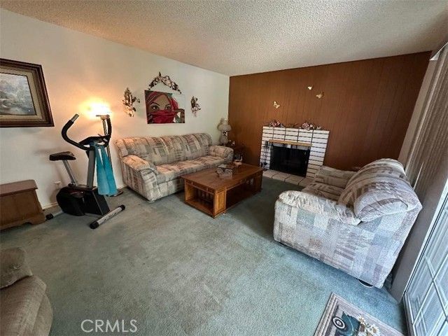38514 Carolside Avenue, Palmdale, CA 93550