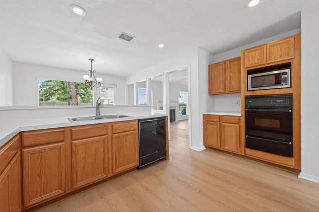 7115 Oak Walk Drive, Humble, TX 77346