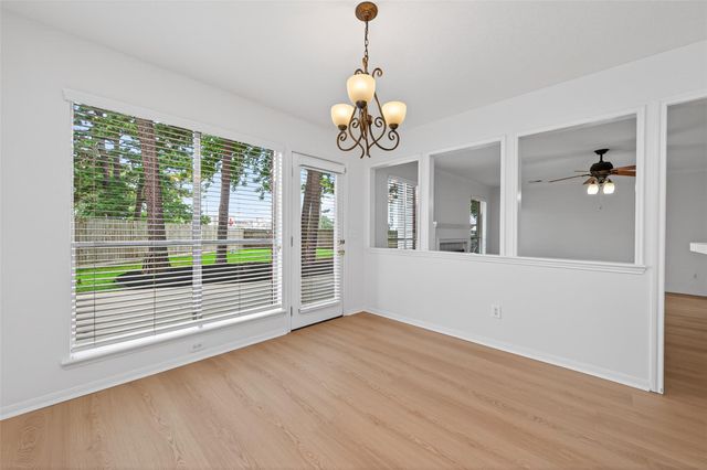 7115 Oak Walk Drive, Humble, TX 77346