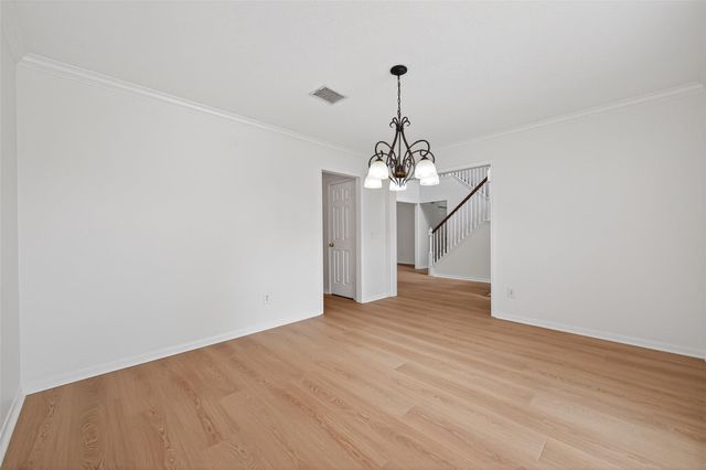 7115 Oak Walk Drive, Humble, TX 77346