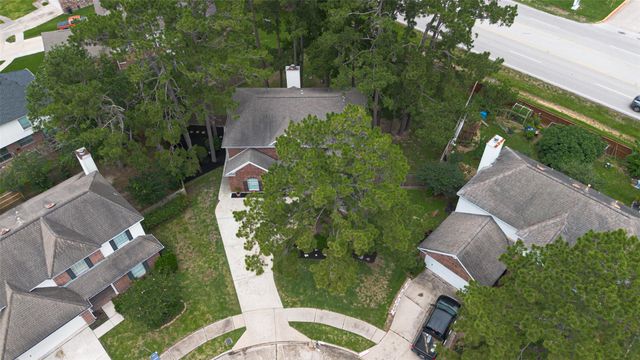 7115 Oak Walk Drive, Humble, TX 77346