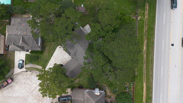 7115 Oak Walk Drive, Humble, TX 77346
