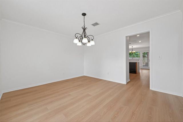7115 Oak Walk Drive, Humble, TX 77346