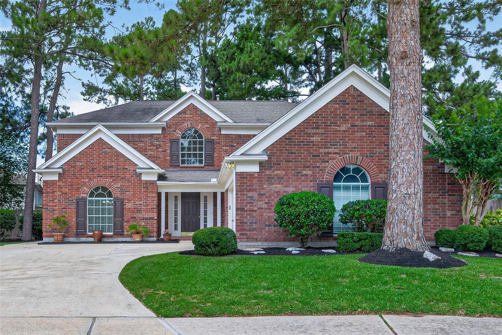 7115 Oak Walk Drive, Humble, TX 77346