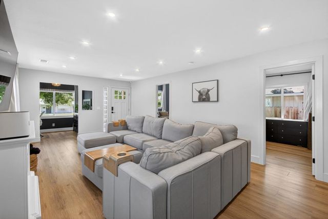 578 I St, Lincoln, CA 95648