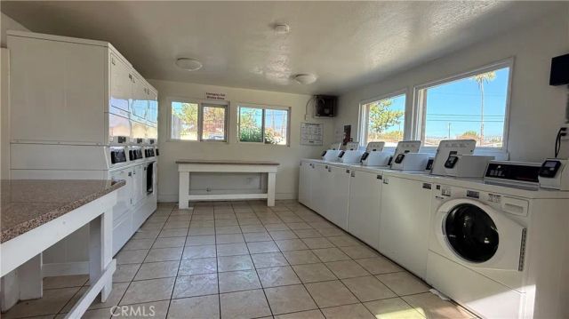 1082 Cabrillo Park D, Santa Ana, CA 92701