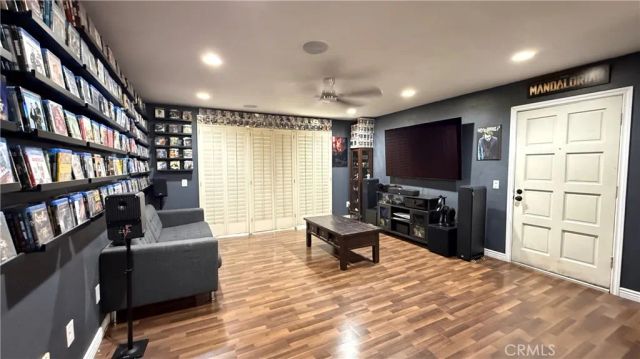 1082 Cabrillo Park D, Santa Ana, CA 92701