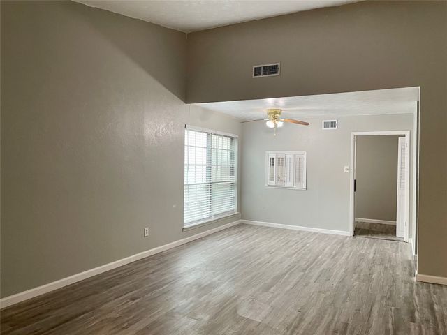 13722 Flagstone Lane, Dallas, TX 75240