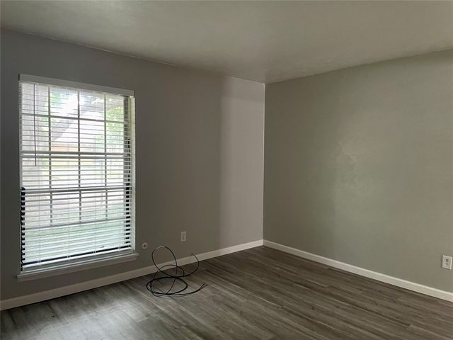 13722 Flagstone Lane, Dallas, TX 75240