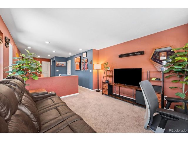 91 Lullaby Ln, Castle Rock, CO 80109