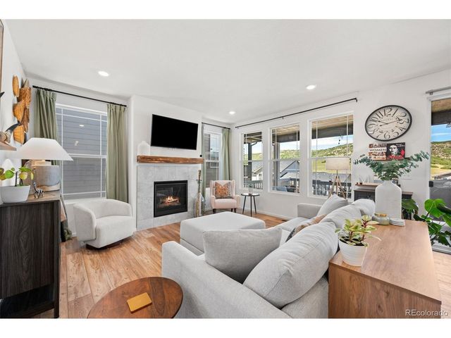 91 Lullaby Ln, Castle Rock, CO 80109