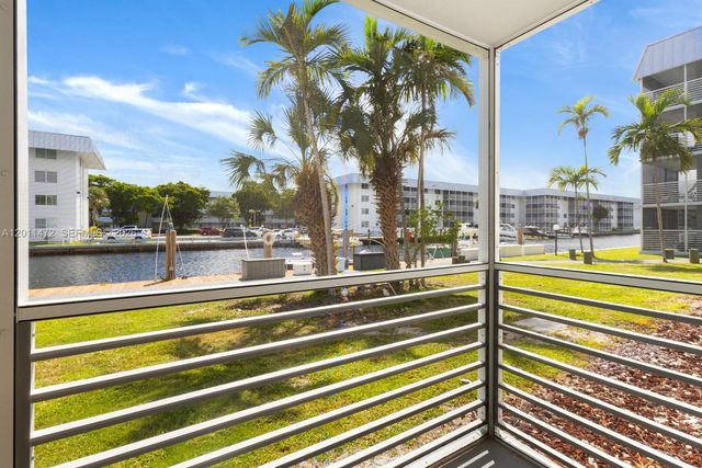 3750 NE 170th St 109, North Miami Beach, FL 33160