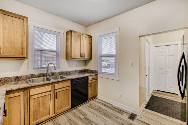 2928 34th Avenue S, Minneapolis, MN 55406