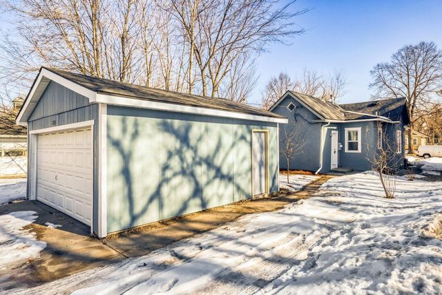 2928 34th Avenue S, Minneapolis, MN 55406