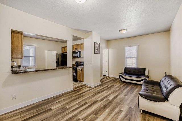 2928 34th Avenue S, Minneapolis, MN 55406