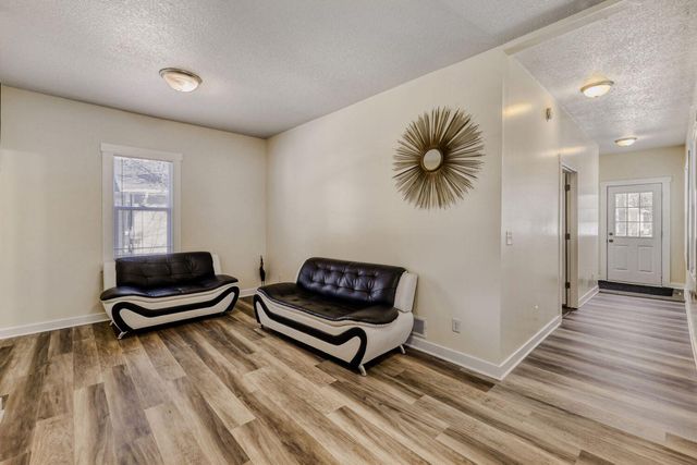 2928 34th Avenue S, Minneapolis, MN 55406