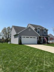 229 Stone Hedge Row Drive, Johnstown, OH 43031