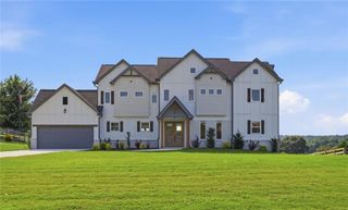 5746 Avalon Commons Way, Clermont, GA 30527