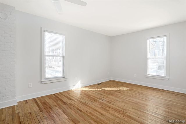 89 W Philadelphia Street 2, Detroit, MI 48202
