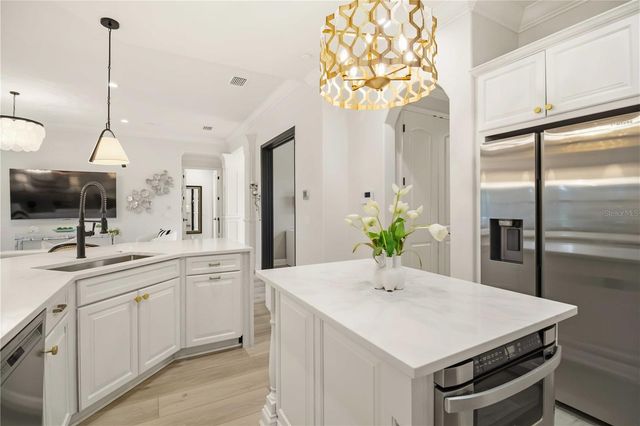 15414 LEVEN LINKS PLACE, Bradenton, FL 34202