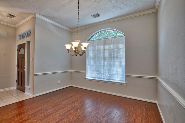 6715 Village Bridge Drive, Humble, TX 77346