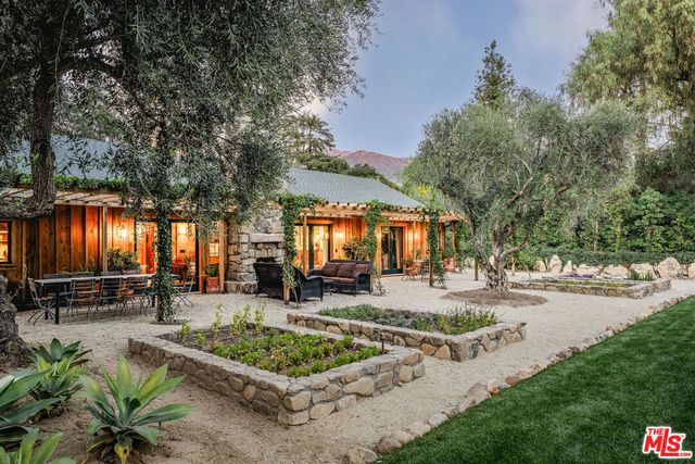 483 El Jina Lane, Ojai, CA 93023