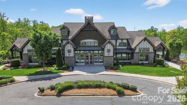 306 Ascot Run Way, Fort Mill, SC 29715
