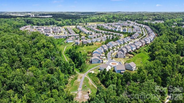 306 Ascot Run Way, Fort Mill, SC 29715