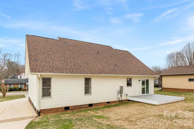 608 Azalea Lane, China Grove, NC 28023