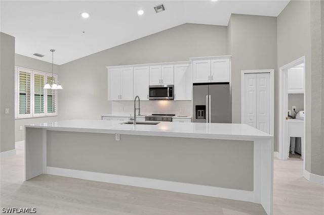 4655 HAWKS NEST WAY 202, Naples, FL 34114