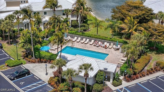 4655 HAWKS NEST WAY 202, Naples, FL 34114