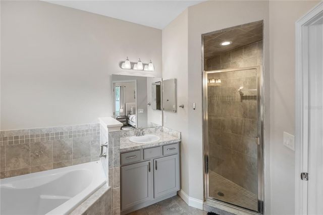 123 ELOISE OAKS DRIVE, Winter Haven, FL 33884