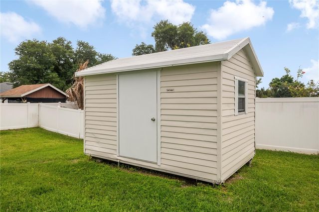 123 ELOISE OAKS DRIVE, Winter Haven, FL 33884