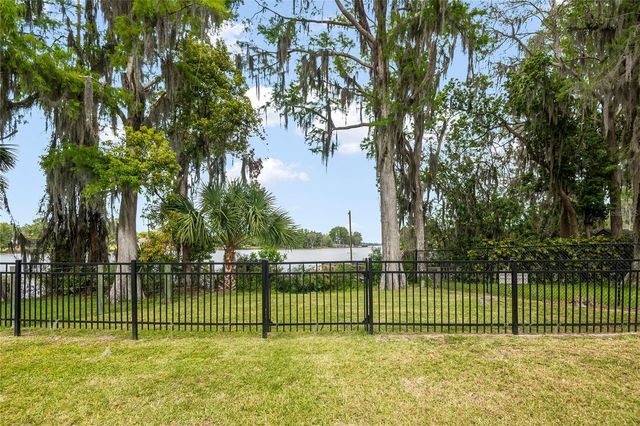 123 ELOISE OAKS DRIVE, Winter Haven, FL 33884