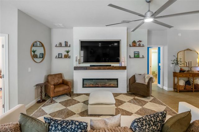 123 ELOISE OAKS DRIVE, Winter Haven, FL 33884